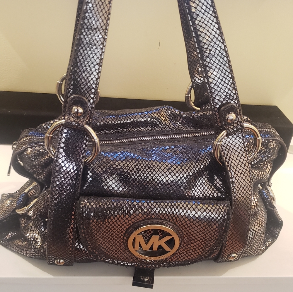 Micha Kors Purse